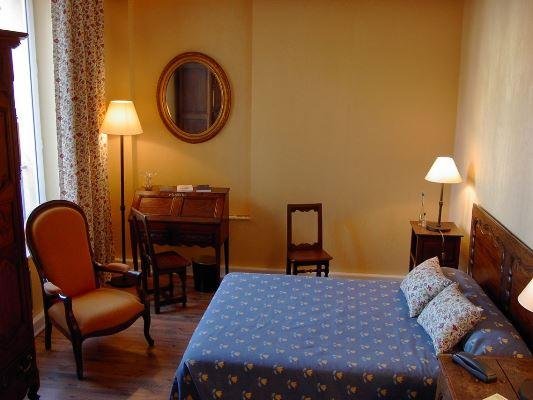 Фото Hotel du Theatre