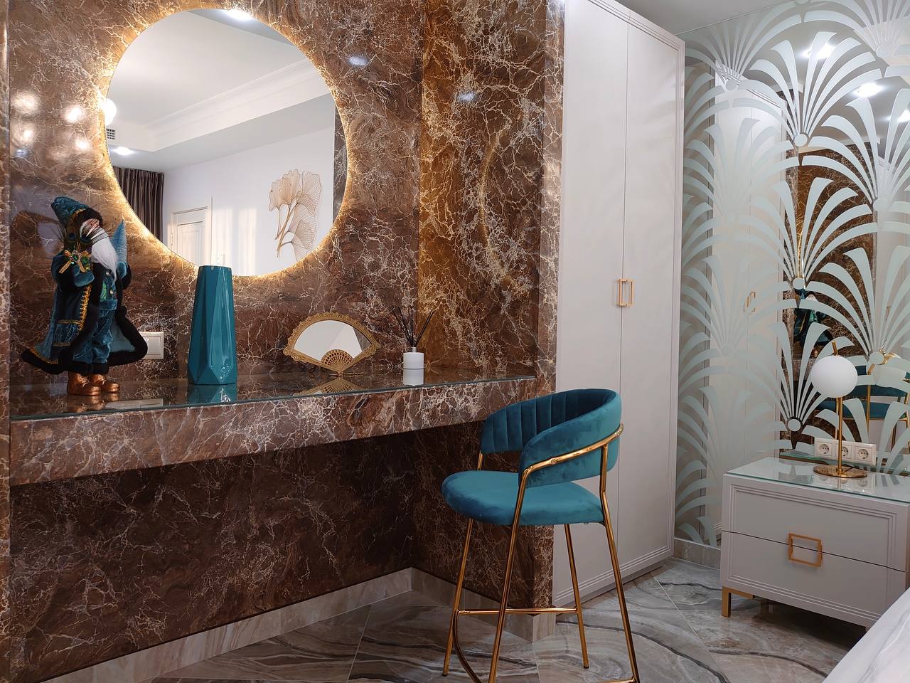 Фото Комплекс апартаментов на Ленина 57