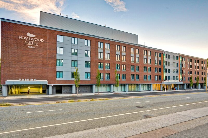 Гостиница Homewood Suites by Hilton Boston Brookline-Longwood Medical в Бруклайне