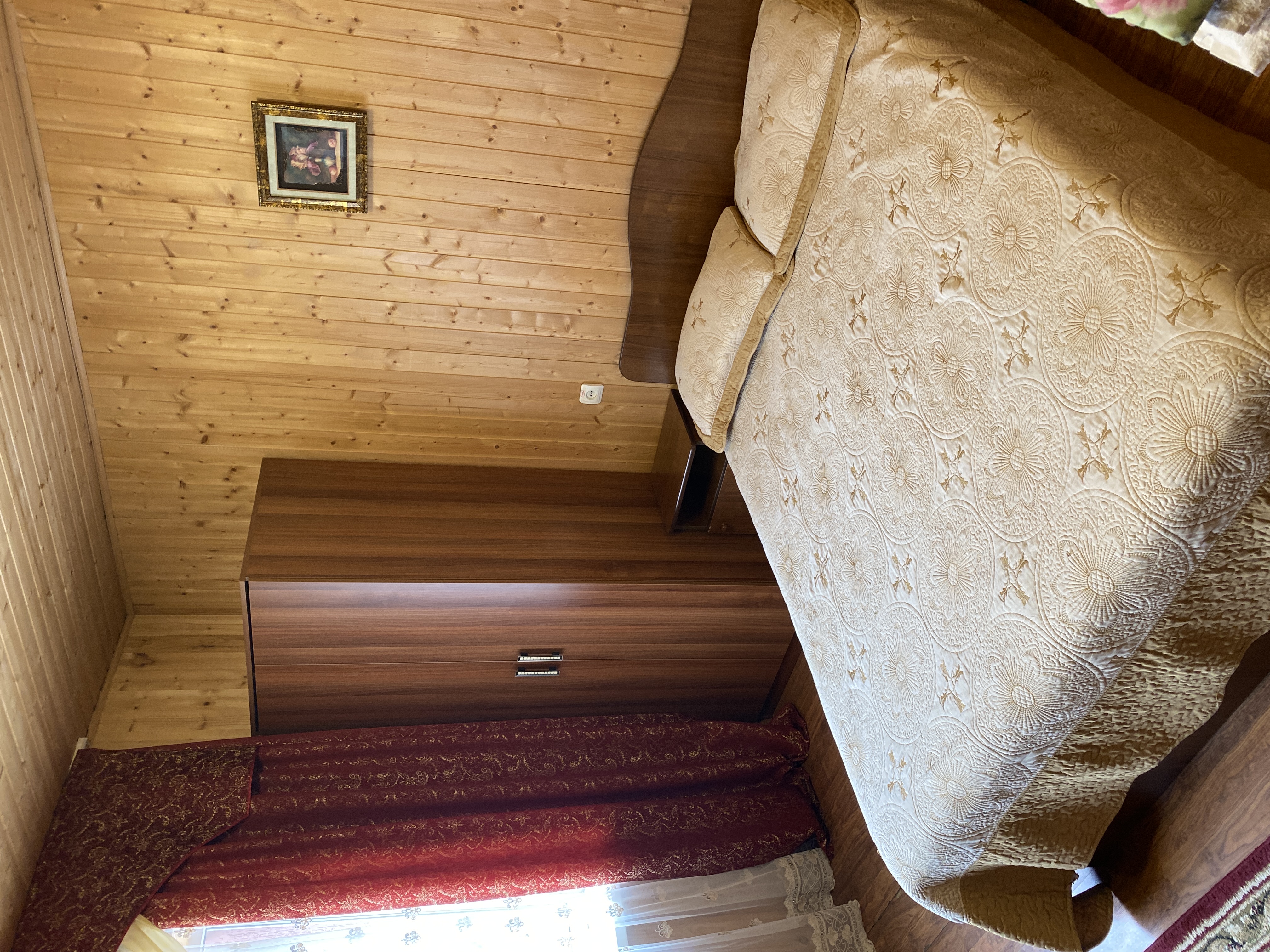 Фото Старый Клён