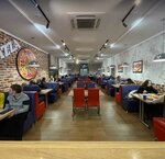 Red Sails (ulitsa Fridrikha Engelsa, 93А), cafe