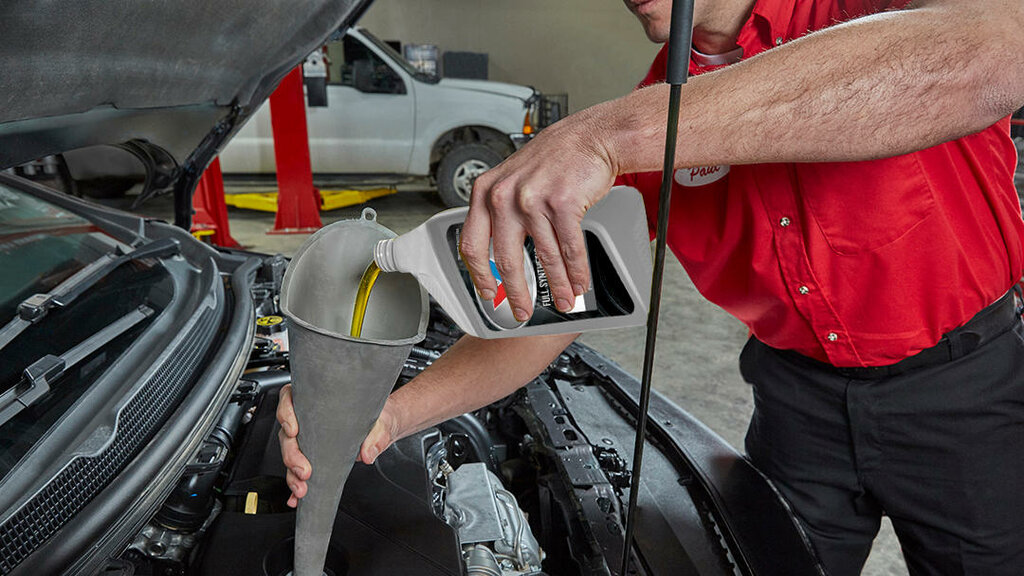 Express oil change Big O Tires, Grand Island, photo