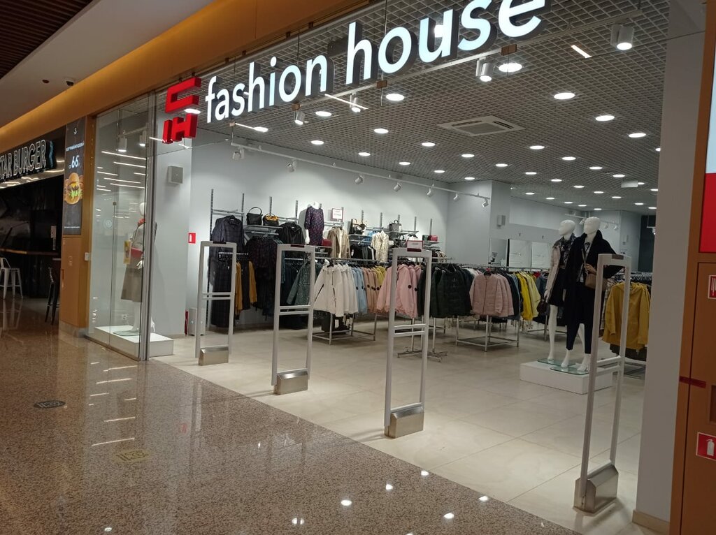 Clothing store FASHOUSE, Moscow, photo