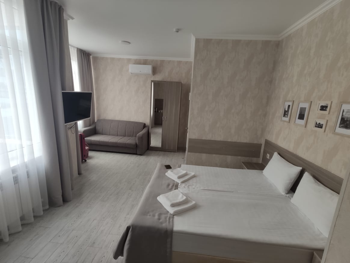 Фото Атлант на Нижнеимеретинской