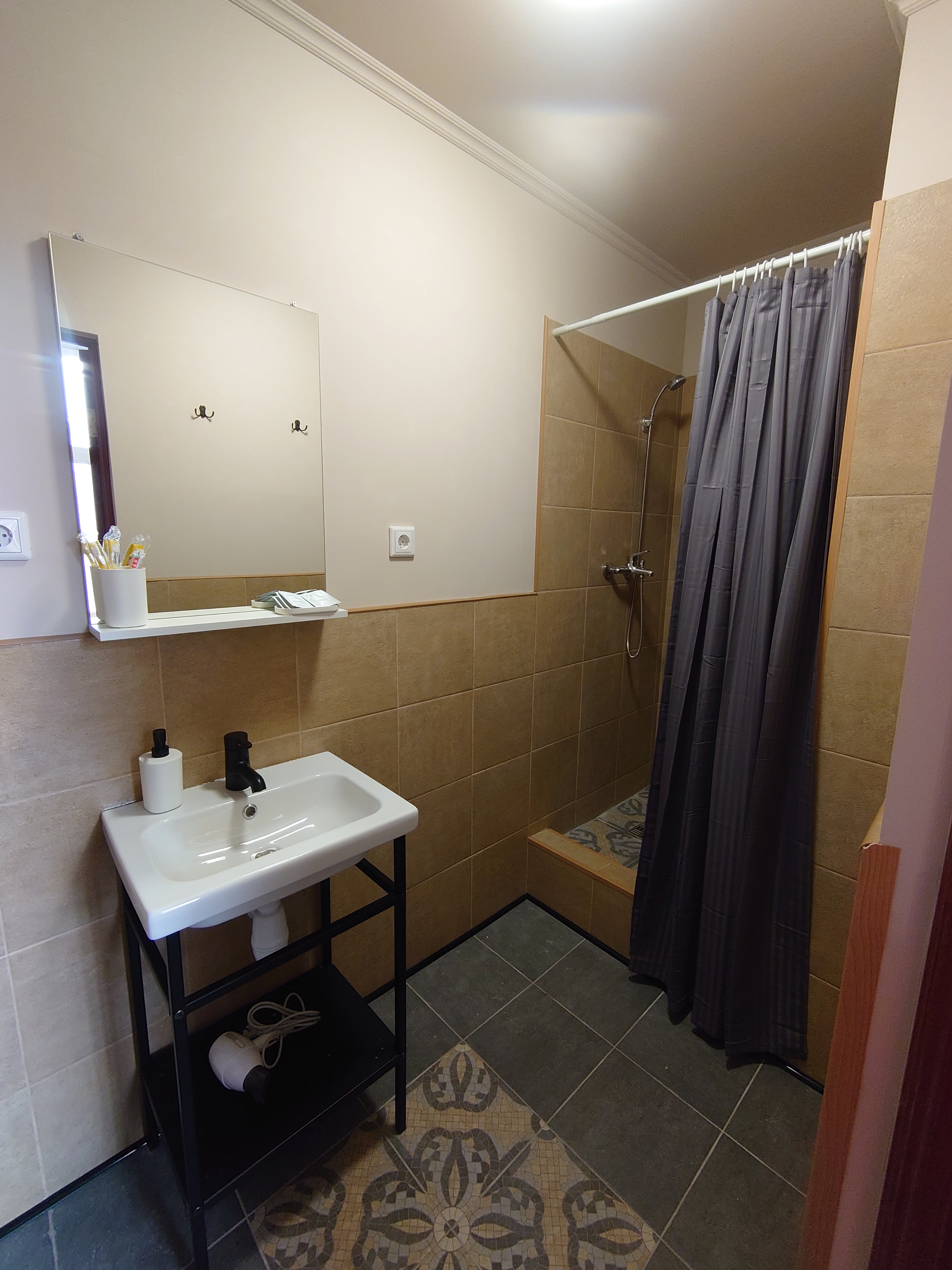 Фото Гостевые комнаты на Невском проспекте, 47