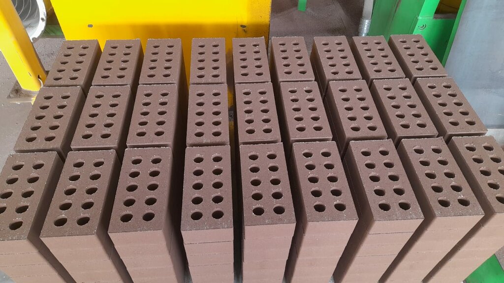 Тастан жасалған бұйымдар Beskuduk Tas, Шымкент, фото