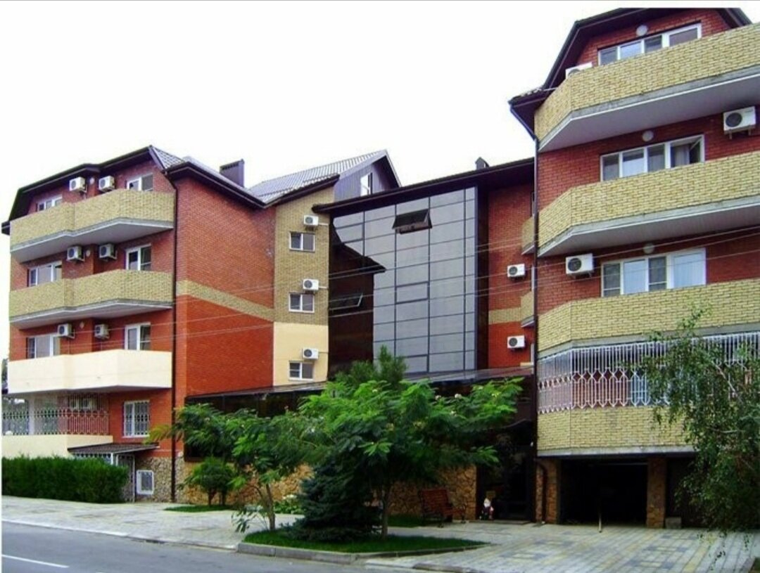 Фото отеля 1