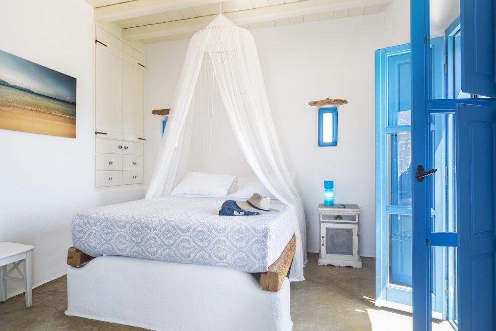 Фото My Island Home