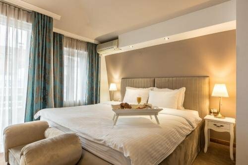 Гостиница Hotel President De Luxe в Крагуеваце