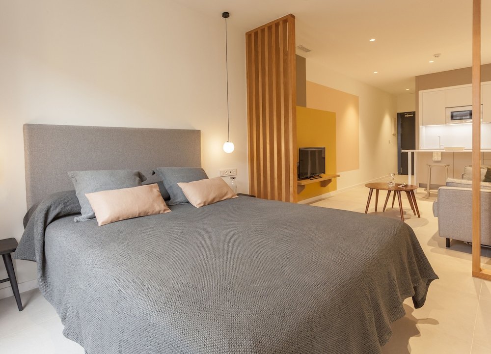 Фото Apartamentos Málaga Premium - Calle Granada