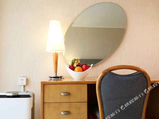 Фото Beijing Xinqiao Hotel