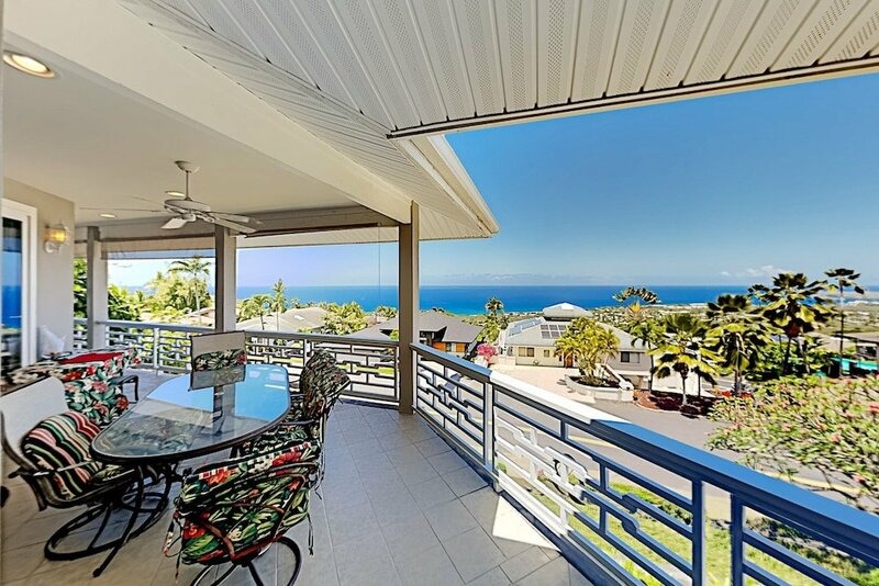 Гостиница Kona Sunsets Vistas Villa Huge Ocean-view Lanai 2 Bedroom Home