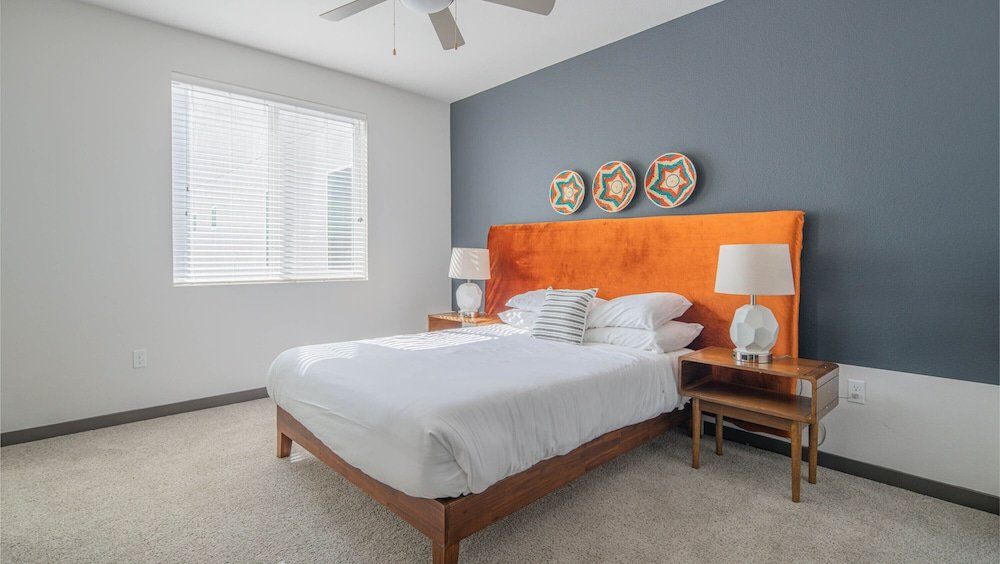 Фото Luxe Tempe Apartments by WanderJaunt