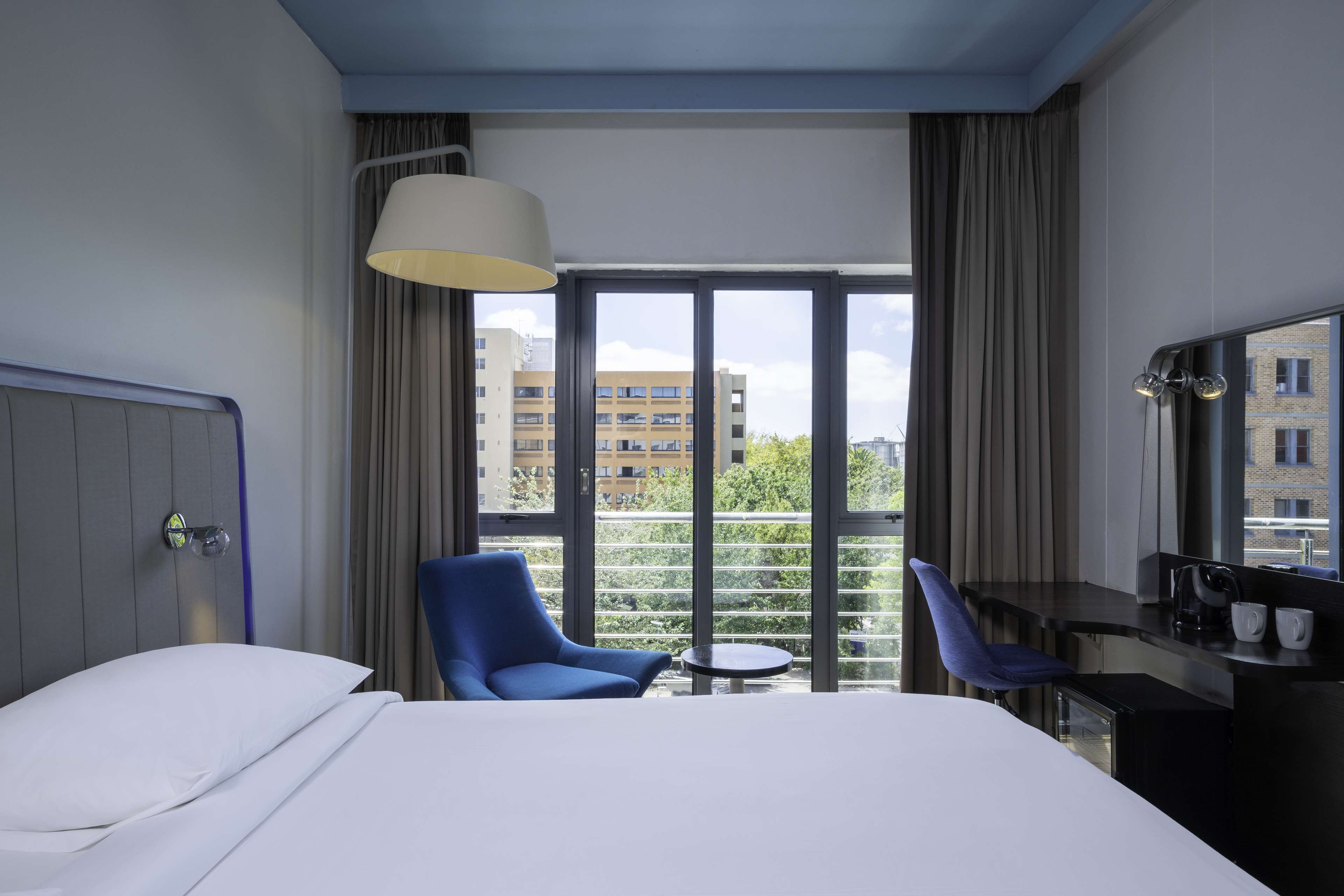 Фото Park Inn by Radisson Cape Town Newlands