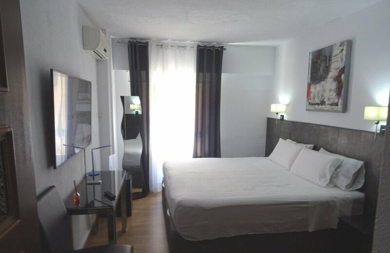 Гостиница Hotel Carlos III