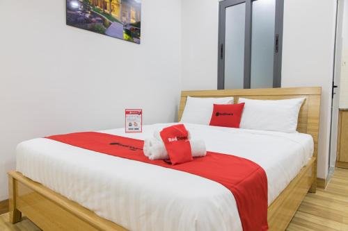 Фото RedDoorz Premium near E-Town