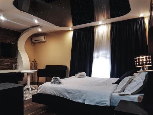 Фото Madison Rooms