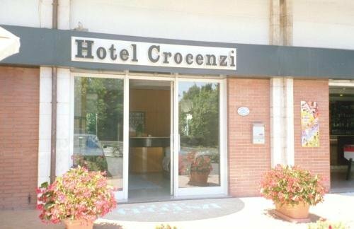 Гостиница Hotel Crocenzi в Борго-Маджоре