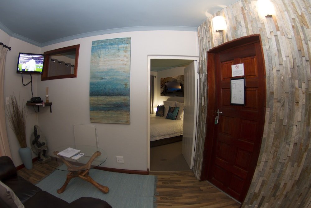 Фото The Roundhouse - Self Catering