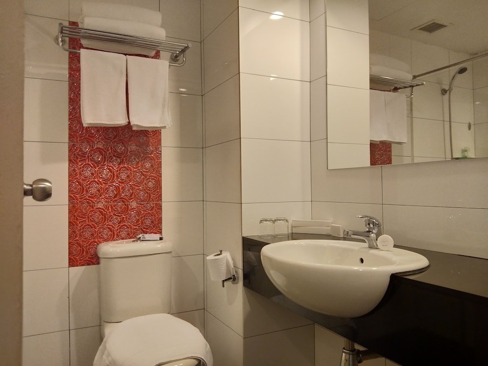 Фото The Palace Hotel Kota Kinabalu