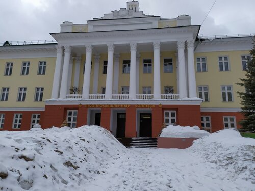 Колледж Кировский лесопромышленный колледж, Киров, фото