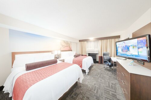 Гостиница Holiday Inn Brookfield Milwaukee в Брукфилде