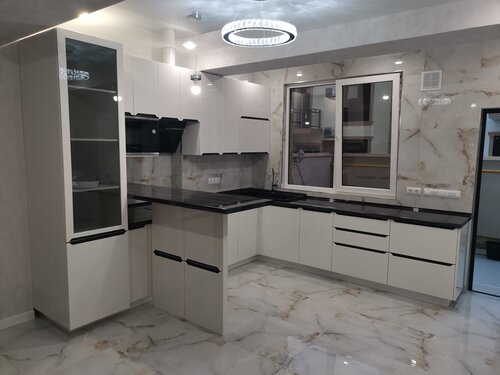 Özel mobilya yapımı B-2, Soçi, foto