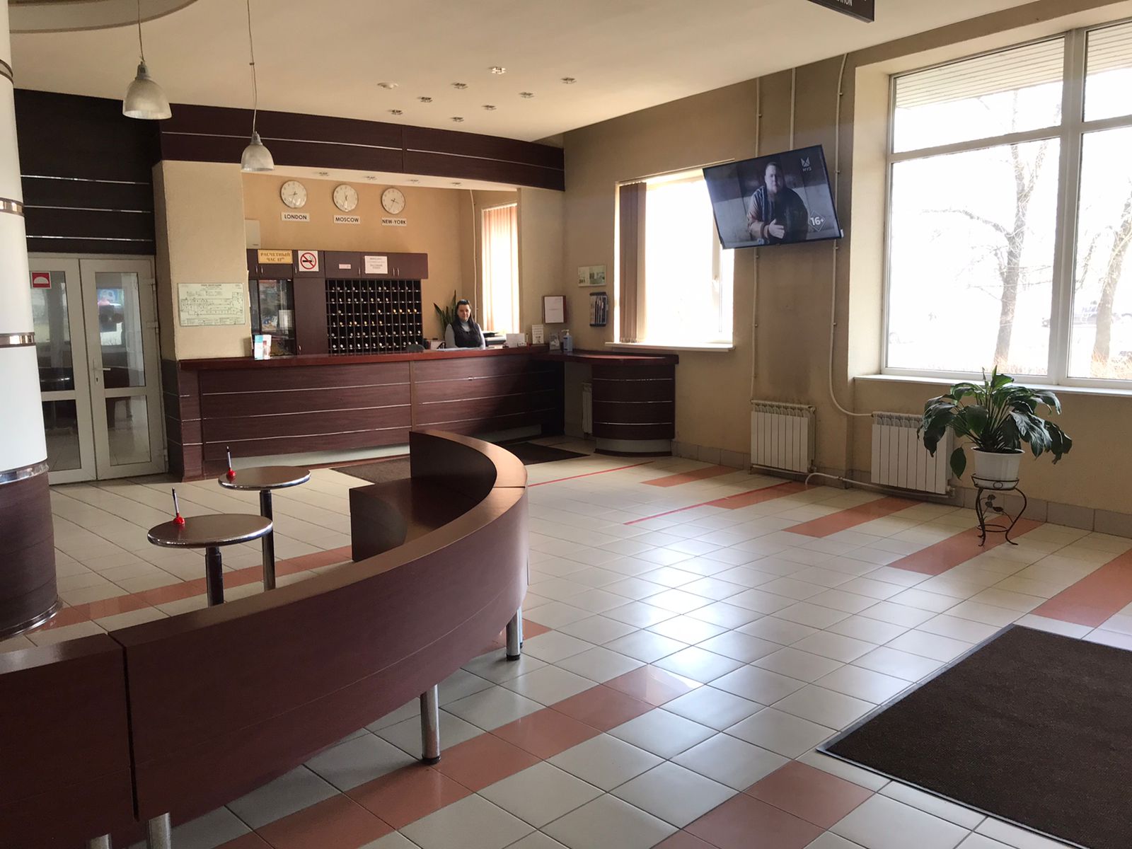 Фото отеля 1