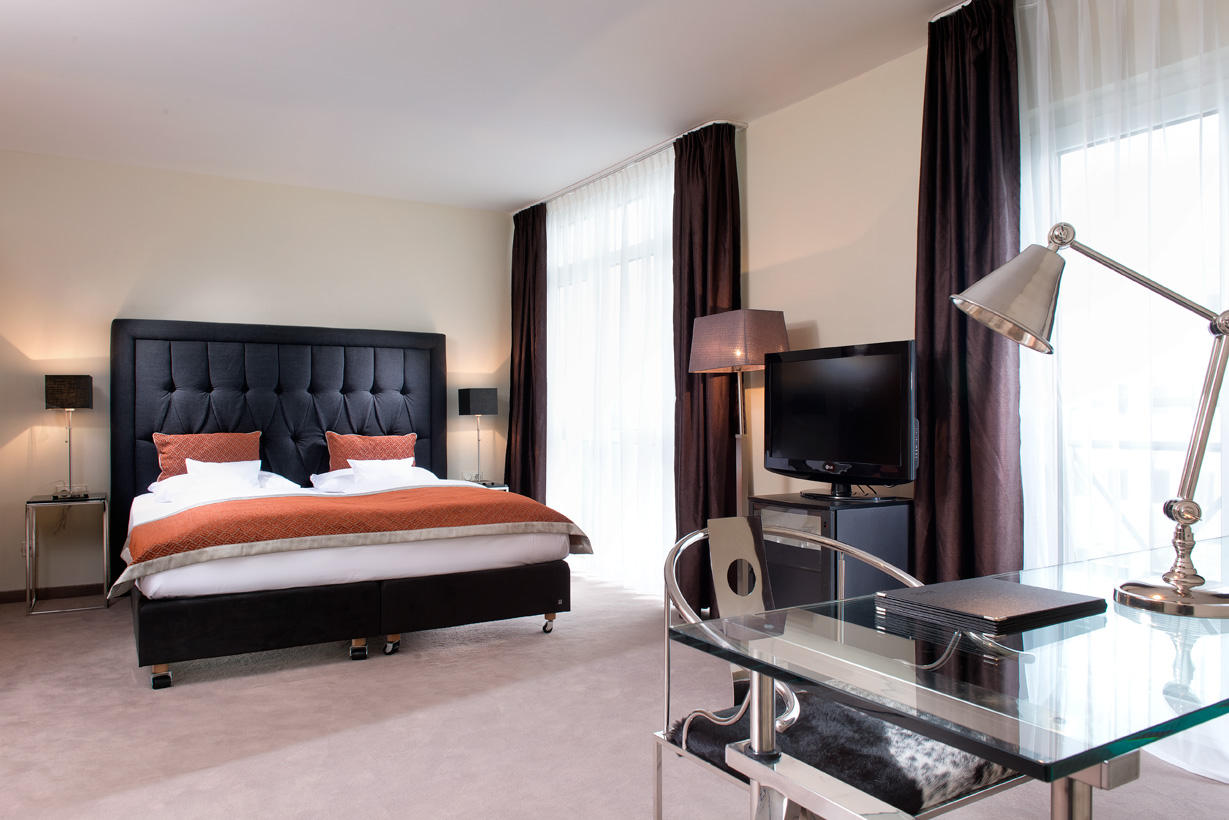 Фото Wyndham Hannover Atrium