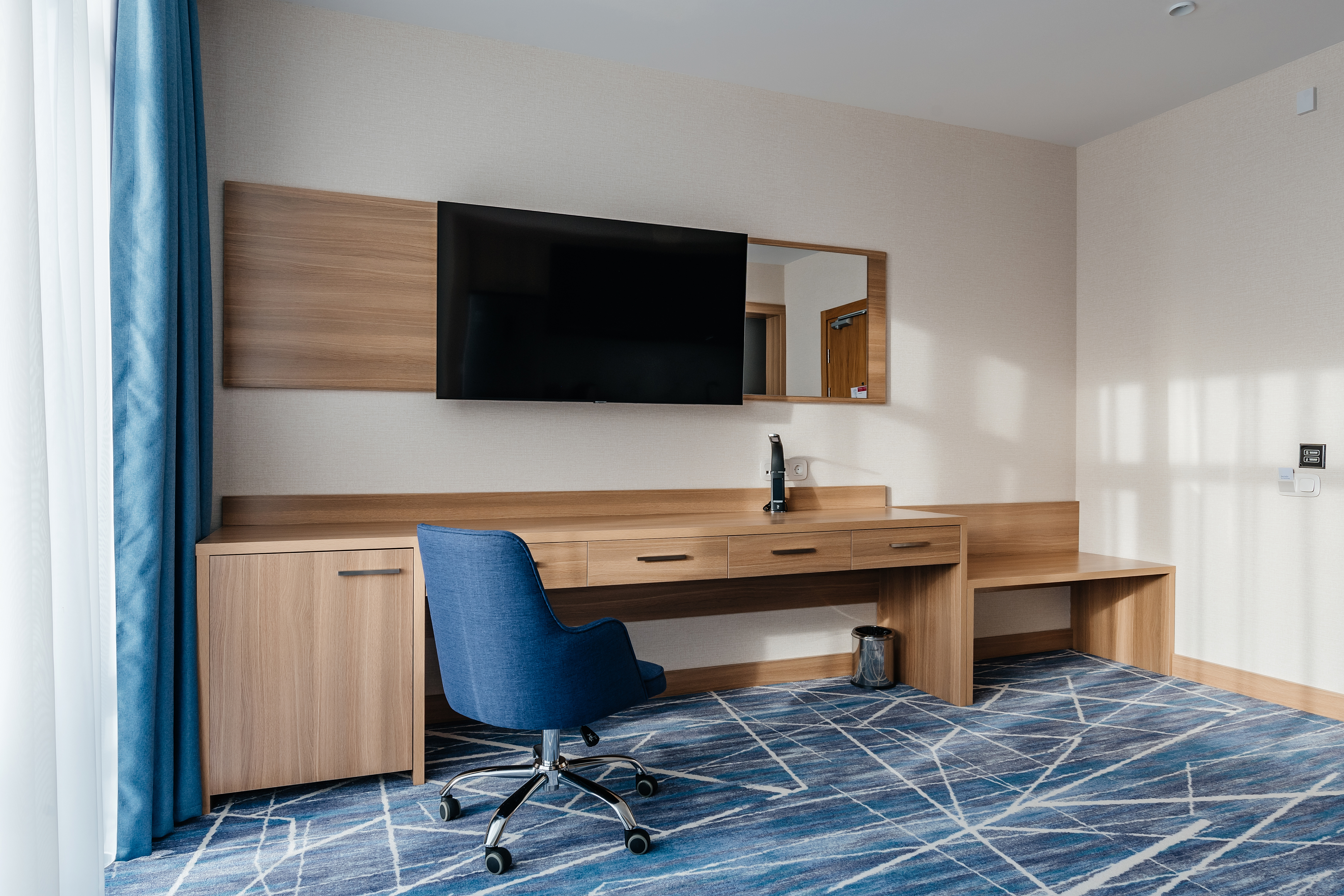 Фото Ramada by Wyndham Astana