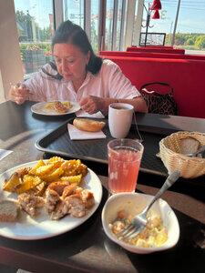 Papina Dacha (derevnya Dolgiy Most, 18), cafe