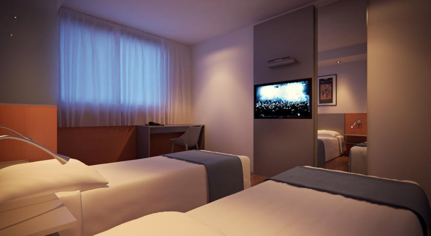 Фото Orpheo Express Hotel