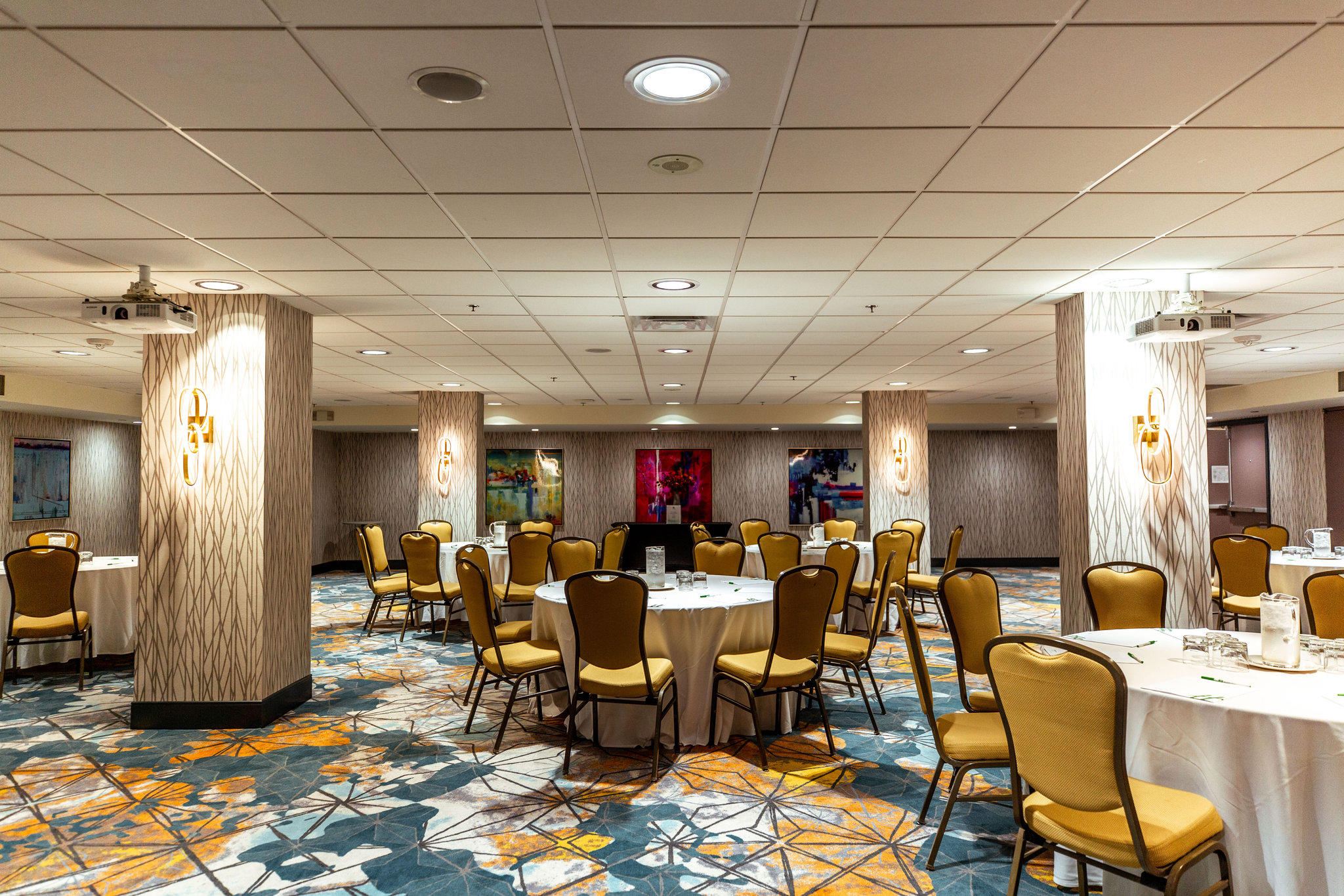 Фото Holiday Inn Toronto Downtown Centre, an Ihg Hotel