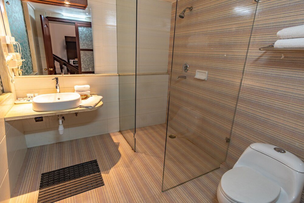 Фото 148055763645