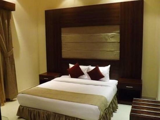 Фото Baron Al Masif