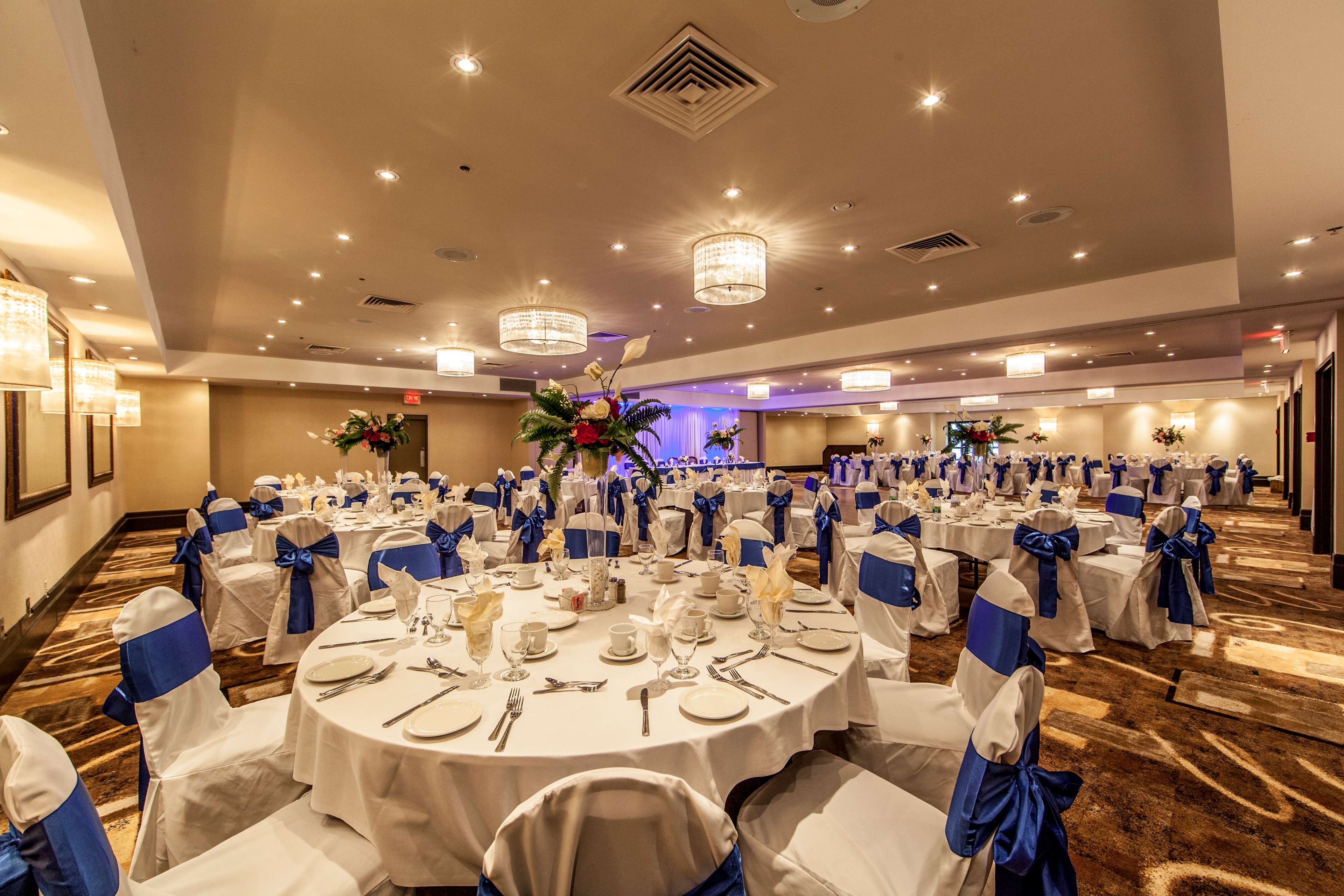 Фото Radisson Hotel Montreal Airport