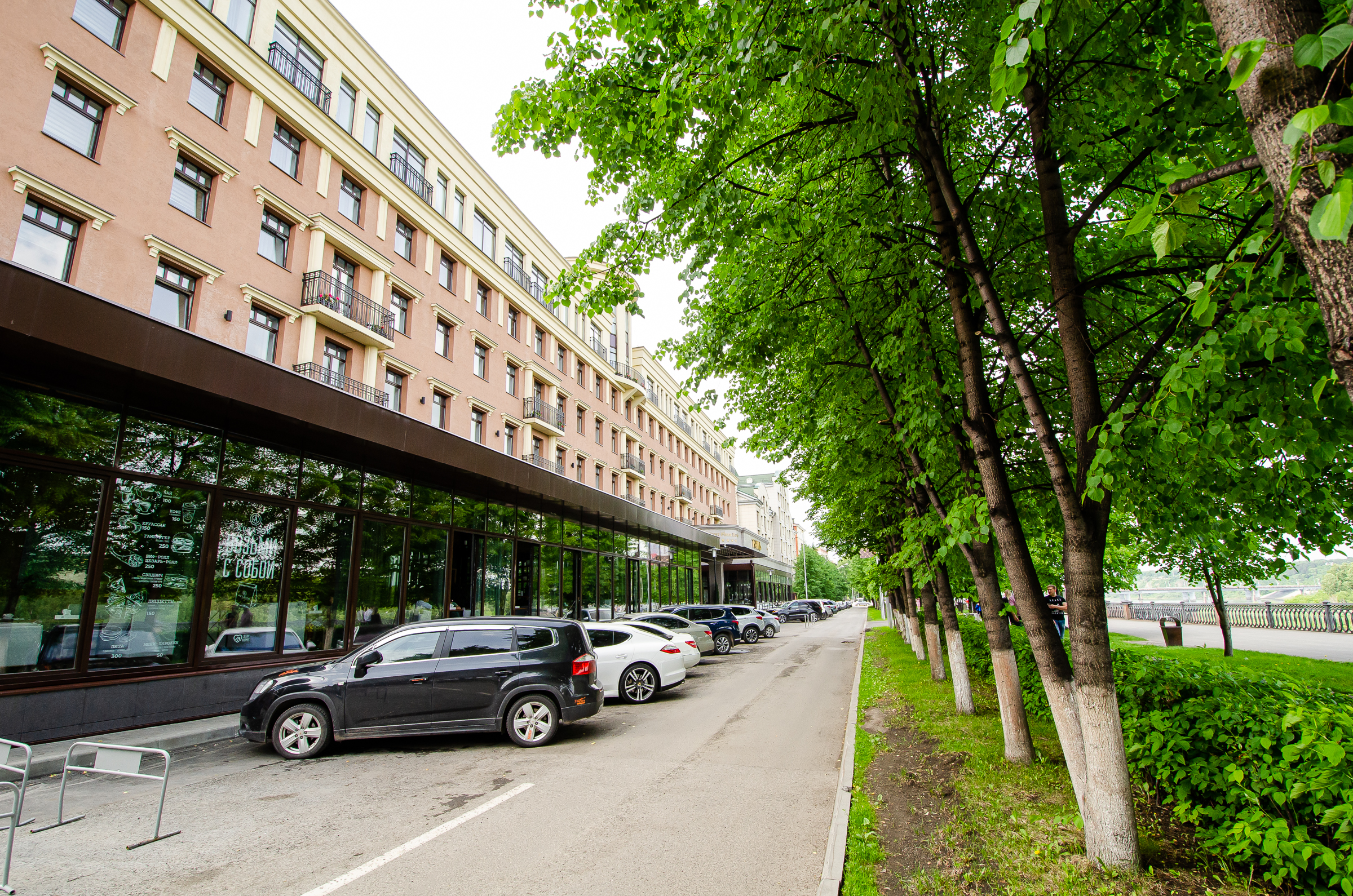 Фото Томь Ривер Плаза