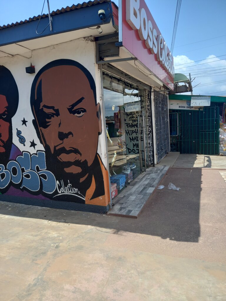 Clothing store Boss Collection, Accra, photo