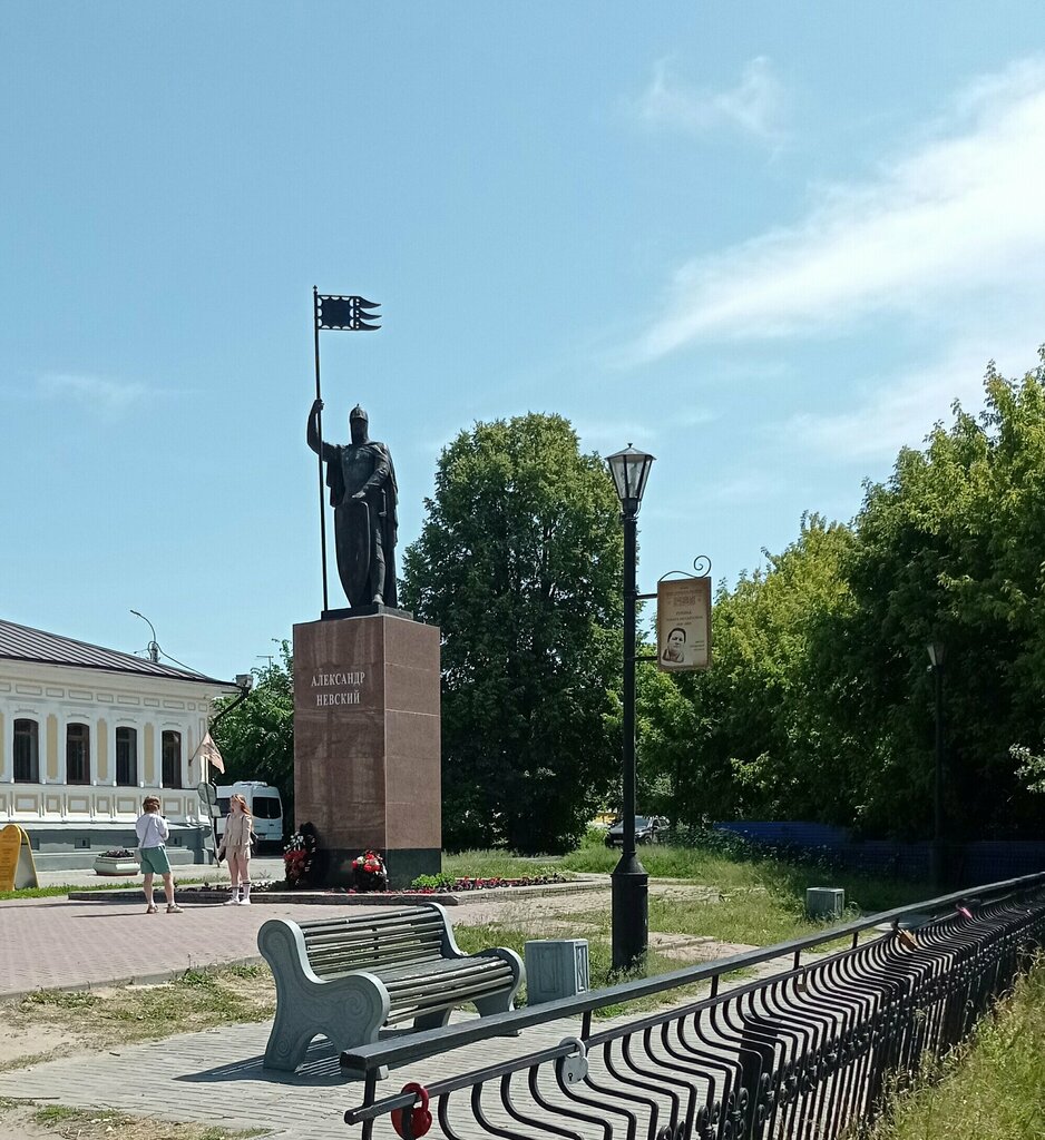 Памятник, мемориал Александр Невский, Городец, фото