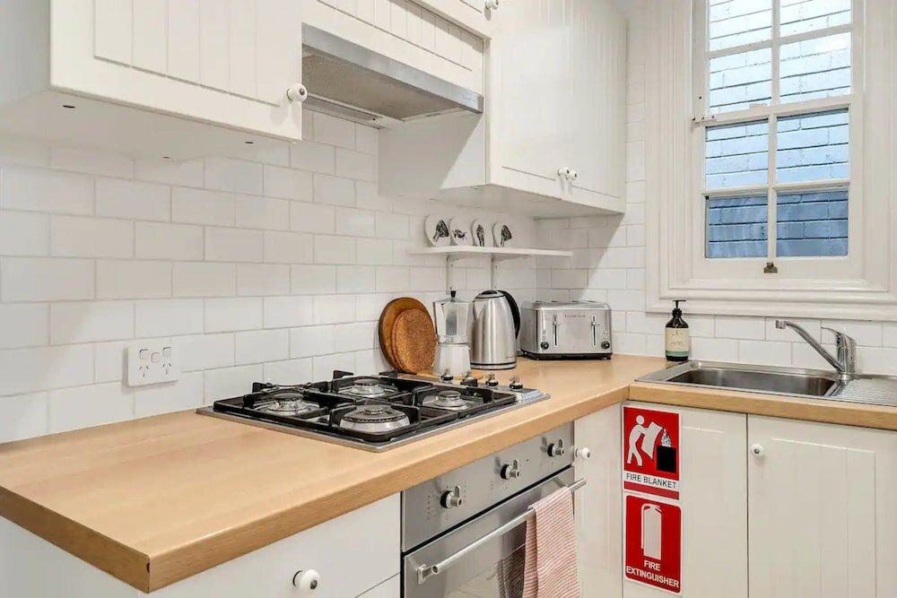 Фото Charming Workers Cottage in a Perfect Enclave