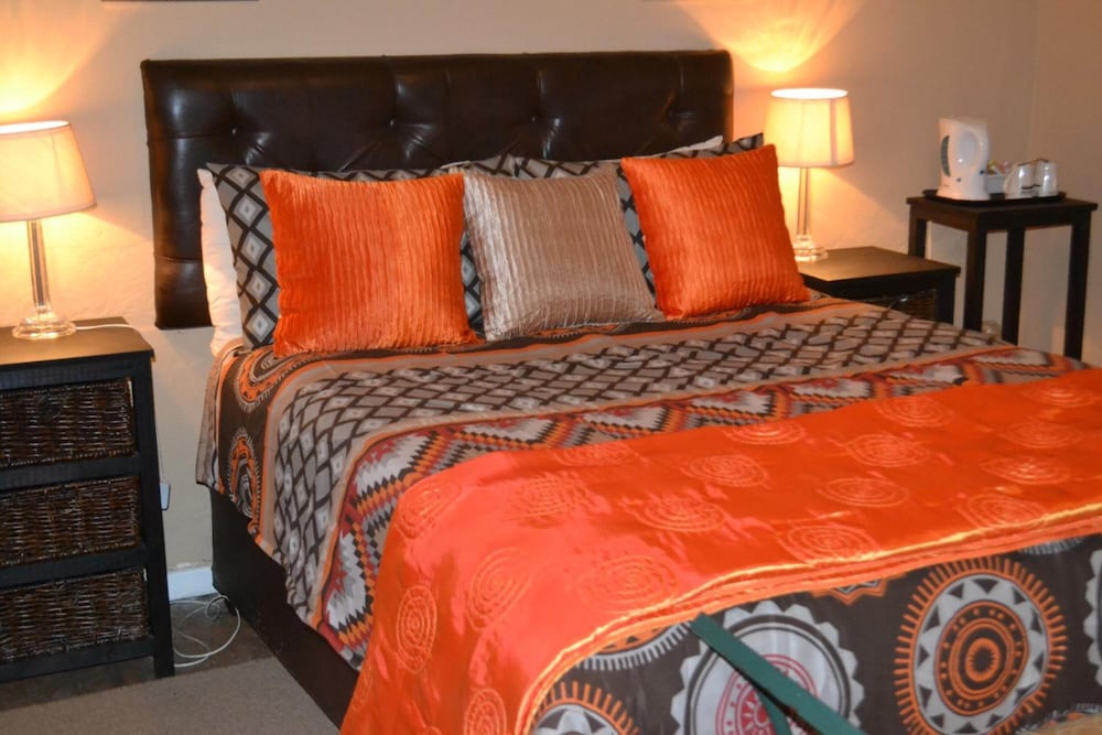 Фото Kestell Hotel