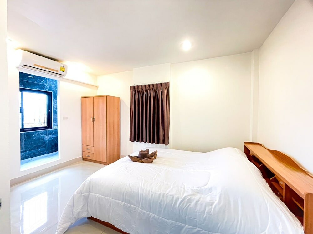 Фото Madee Villa - Pattaya Holiday House Walking Street