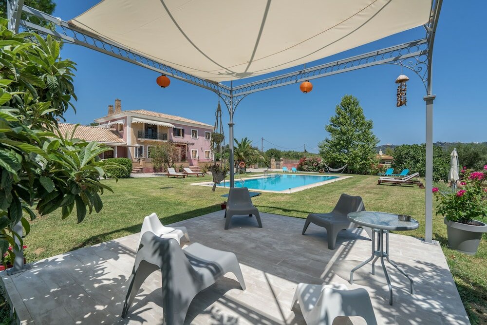 Фото Sarakino The House of Literature