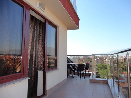 Фото Hotel Favorit