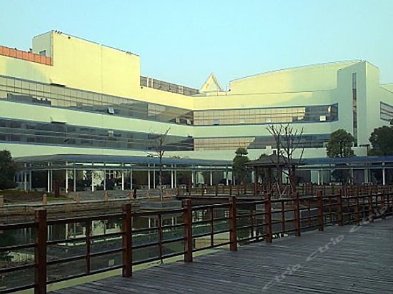 Фото Jiangsu Cuipingshan Hotel