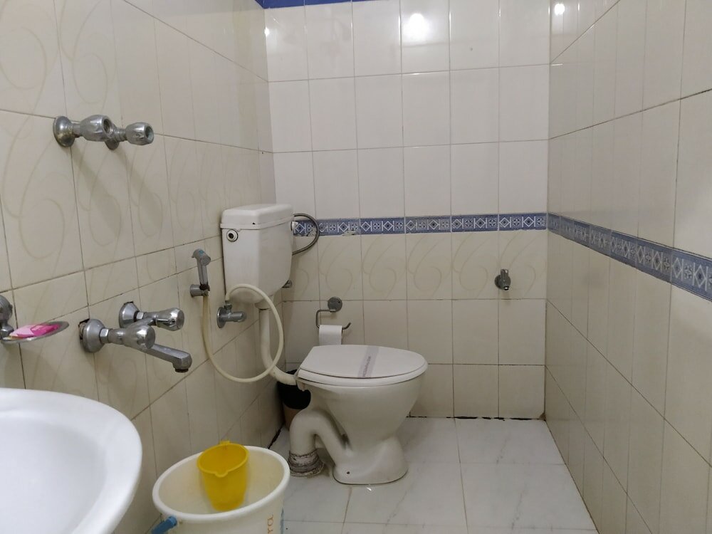 Фото Hotel Centre Point Tezpur