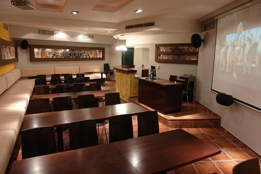 Фото Hotel Luxor