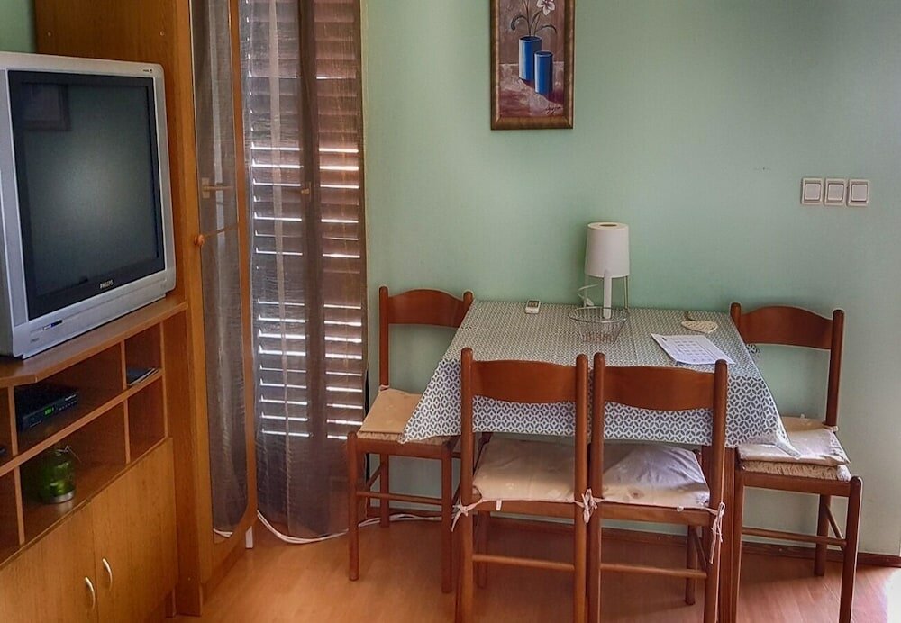 Фото Mare - 50 m From Beach - H