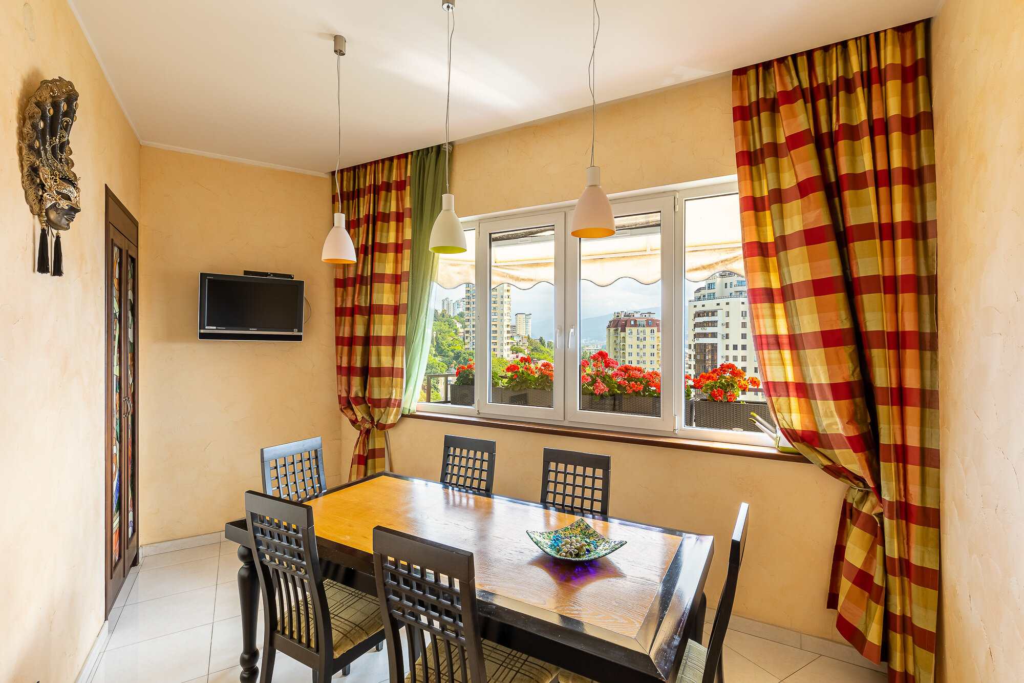 Фото Апартаменты на улице Виноградной 15/1