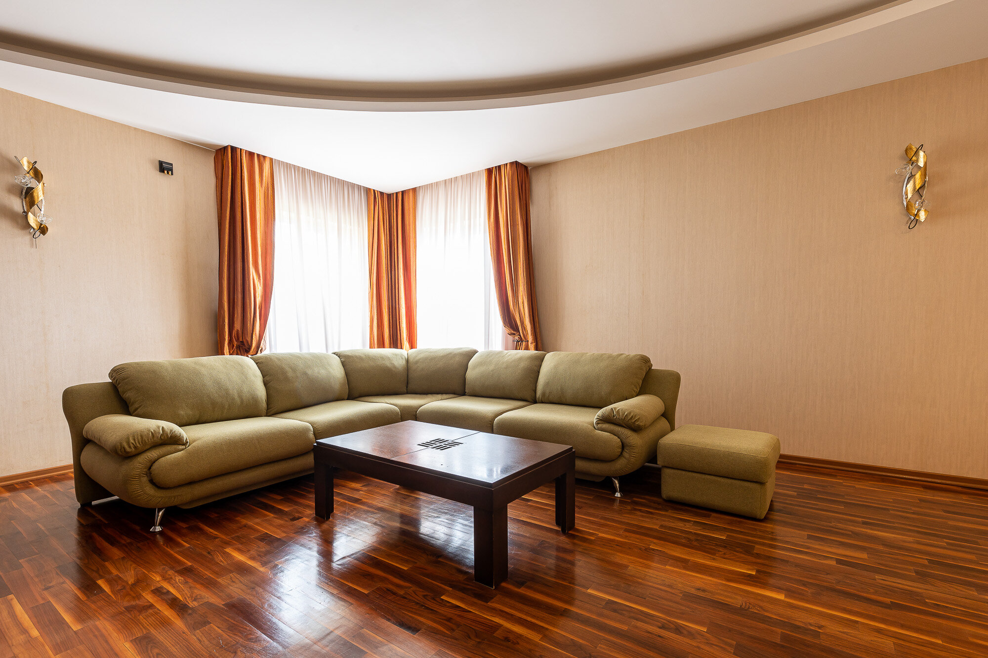 Фото Апартаменты на улице Виноградной 15/1